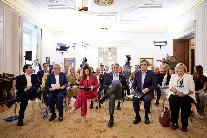 Σοφία Ζαχαράκη: Κοινή η μάχη για να «σπάσουμε» την κουλτούρα της βίας στα σχολεία