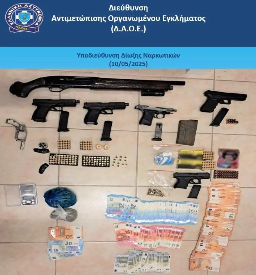 ΔΕΙΤΕ ΦΩΤΟ: Τέσσερις συλλήψεις για ναρκωτικά, όπλα και επιθέσεις εναντίον αστυνομικών σε Αθήνα και Αχαΐα Τέσσερις συλλήψεις για ναρκωτικά, όπλα και επιθέσεις εναντίον αστυνομικών σε Αθήνα και Αχαΐα