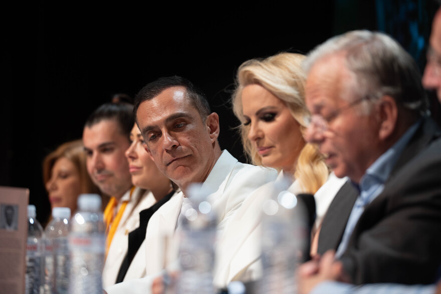 
Φώτης Καρύδας:  Παρουσιάστηκε η νέα ποιητική συλλογή του «Συναισθηματική Νοημοσύνη» 