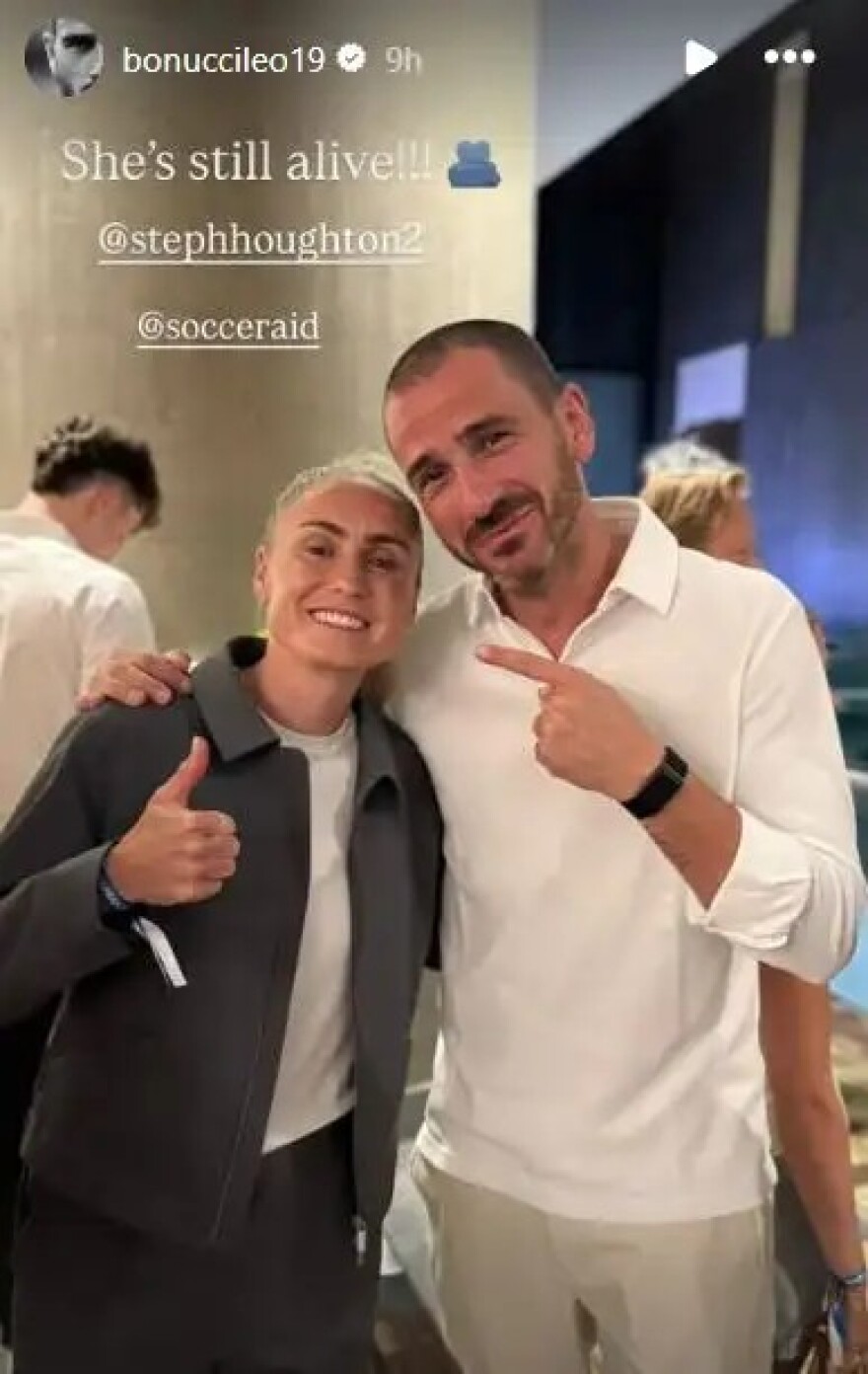 Μπονούτσι: «Ξέχασε» ότι είναι φιλανθρωπικός αγώνας και… σάρωσε τη Χόουτον με τάκλιν! - Βίντεο
