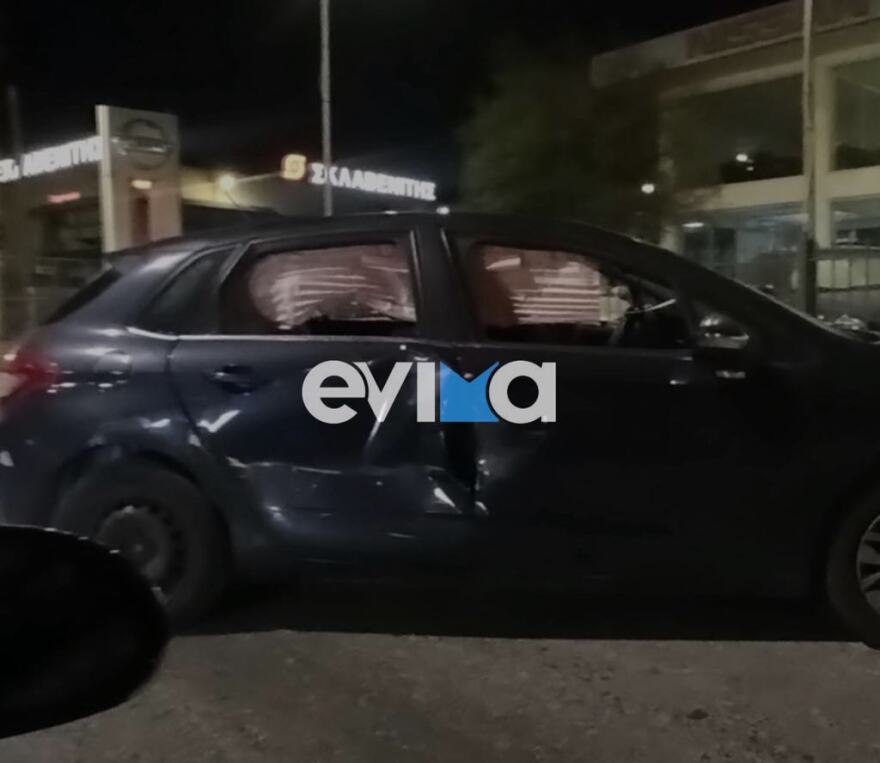 Σύγκρουση αυτοκινήτου με πυροσβεστικό στην Εύβοια