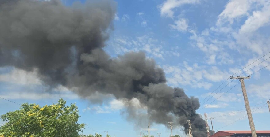 Θεσσαλονίκη: Φωτιά σε εταιρία ανακύκλωσης στη ΒΙ.ΠΕ. Σίνδου - Μήνυμα 112
