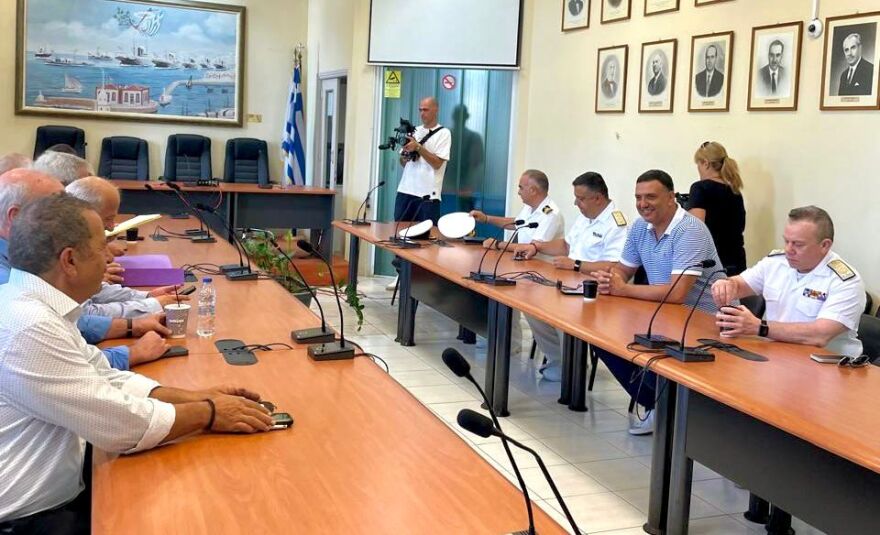 Ξεκινά ο τετραετής διαγωνισμός για τις άγονες γραμμές, λέει ο Βασίλης Κικίλιας