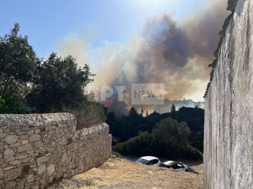 Πυρκαγιά σε αγροτοδασική έκταση στα Κύθηρα - Μήνυμα 112 για εκκένωση
