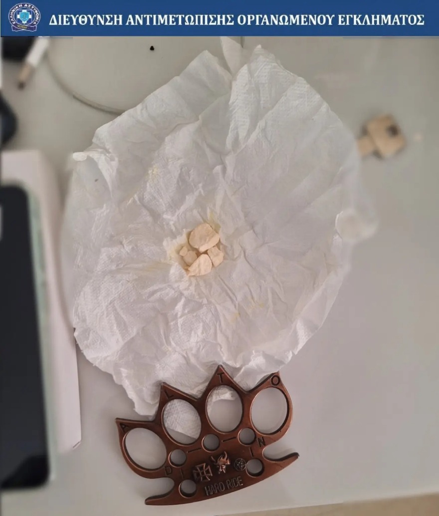 Επτά συλλήψεις μετά από διήμερη επιχείρηση της ΕΛ.ΑΣ. στη Δυτική Αττική - Για όπλα και ναρκωτικά οι περισσότερες