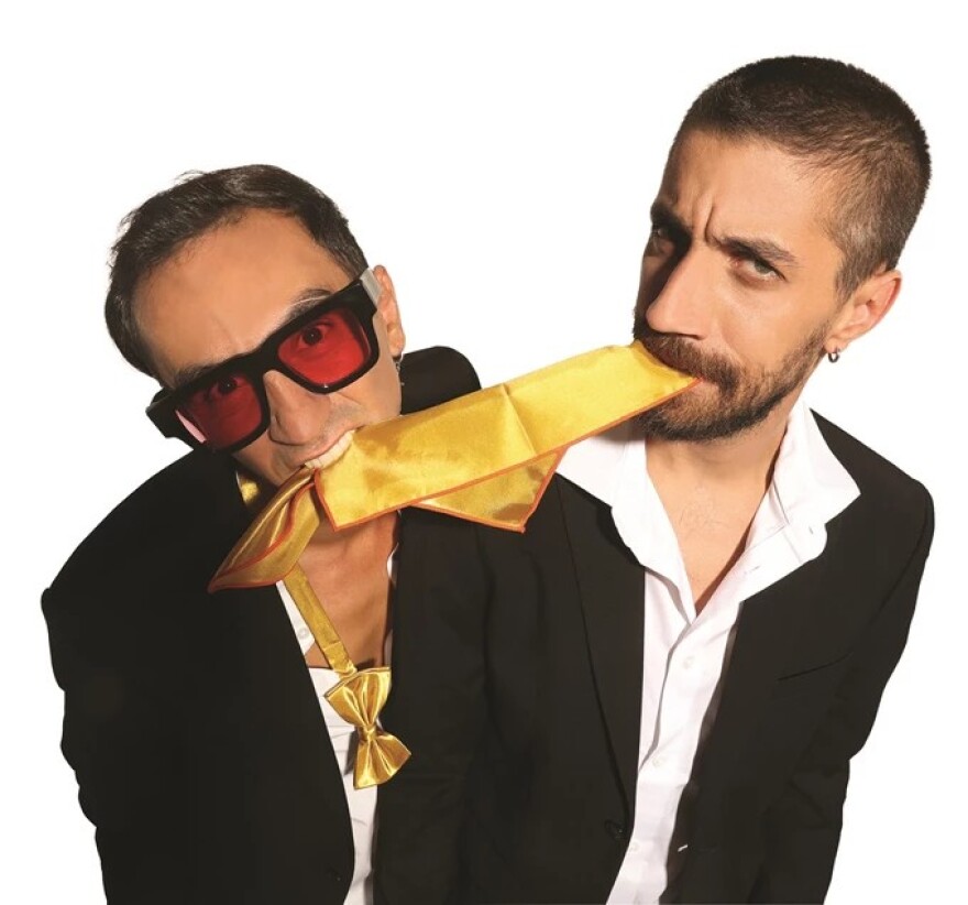 Ο Τόλης Παπαδημητρίου μιλάει στο protothema.gr για την Οικογένεια Τσεκμέ: Θέλω ο θεατής να φύγει ξεχασμένος
