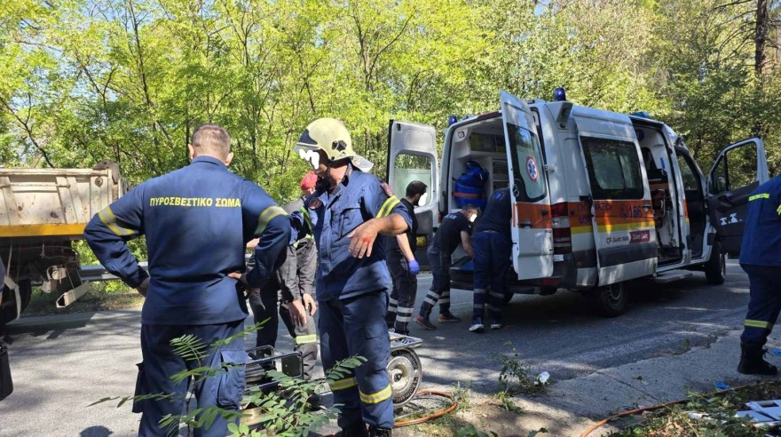 Τροχαίο ατύχημα στην εθνική οδό Γρεβενών – Καλαμπάκας με τρεις τραυματίες