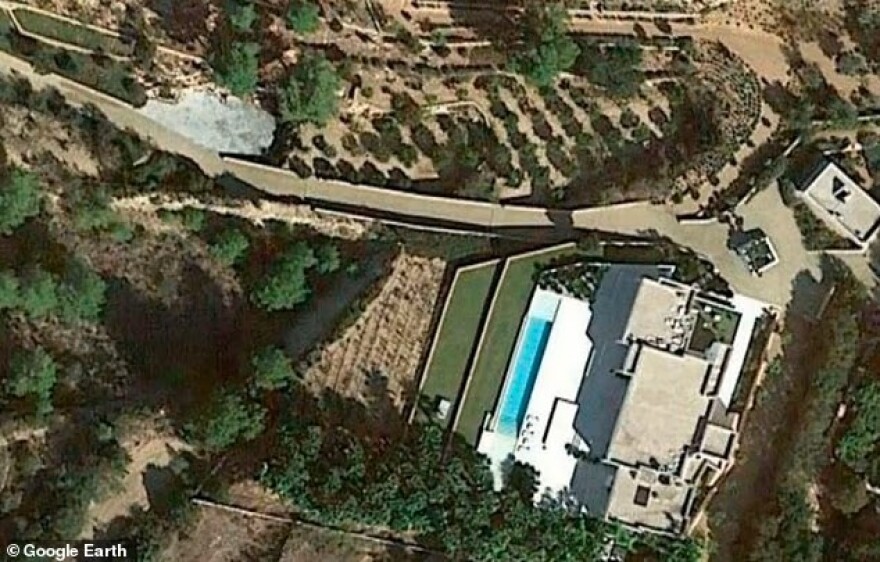 Η βίλα των 10 εκατ. λιρών του Μέσι στην Ίμπιζα κινδυνεύει με μερική κατεδάφιση λόγω πολεοδομικών παραβάσεων
