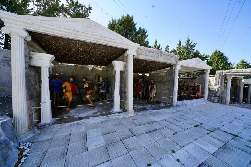 Έκθεση με φιγούρες φυσικού μεγέθους φέρνει τον Μέγα Αλέξανδρο στο σήμερα - Δείτε φωτογραφίες