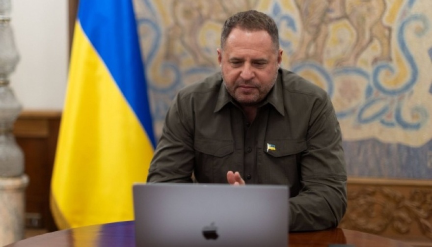 Έρευνες για διαφθορά στο σπίτι του προσωπάρχη του Βολοντίμιρ Ζελένσκι