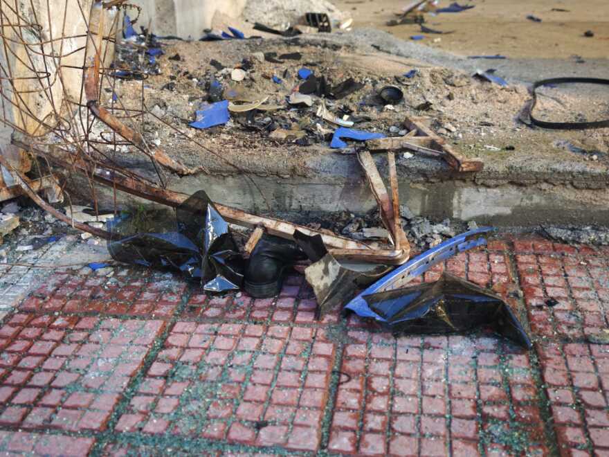 Θανατηφόρο τροχαίο στη Λούτσα: Όχημα βγήκε από την πορεία του και παρέσυρε πεζούς