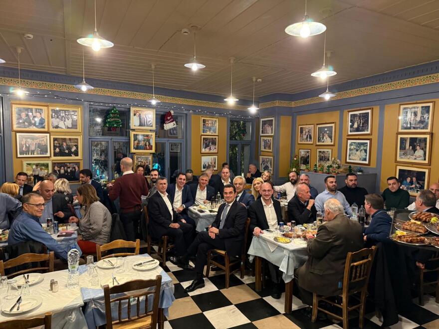 Η ΝΔ στον ιστορικό Μπαϊρακτάρη: Δείπνο με κομματικά στελέχη και προέδρους των Νομαρχιακών Οργανώσεων