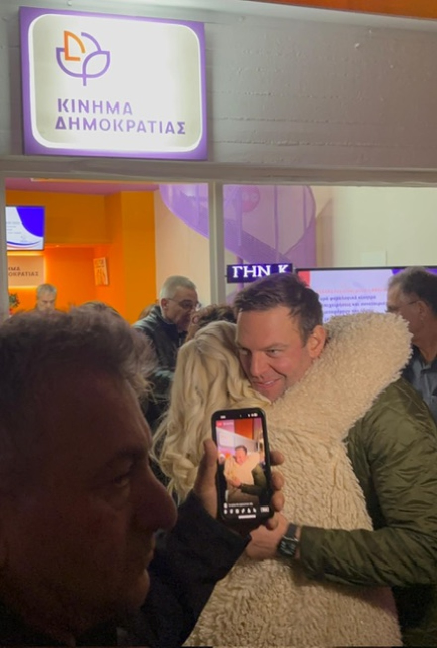 Εγκαίνια με αιχμές από τον Κασσελάκη στη Λιβαδειά: «Όταν άλλοι κλείνουν γραφεία, εμείς ανοίγουμε»