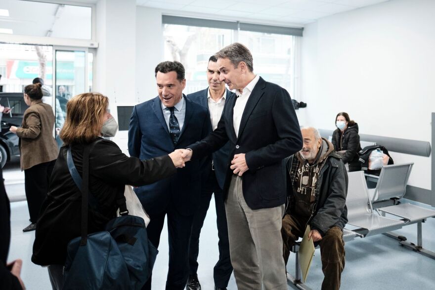 Στα εγκαίνια του ανακαινισμένου ΤΕΠ στο «Κοργιαλένειο - Μπενάκειο» ο Μητσοτάκης