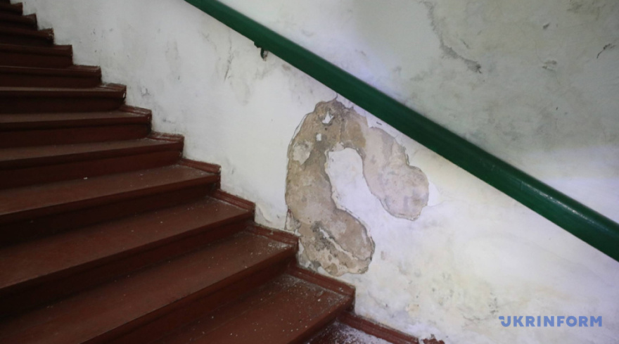 Ζημιές στο ορθόδοξο μοναστήρι Λαύρα των Σπηλαίων, μνημείο της UNESCO, προκάλεσαν ρωσικοί βομβαρδισμοί στο Κίεβο