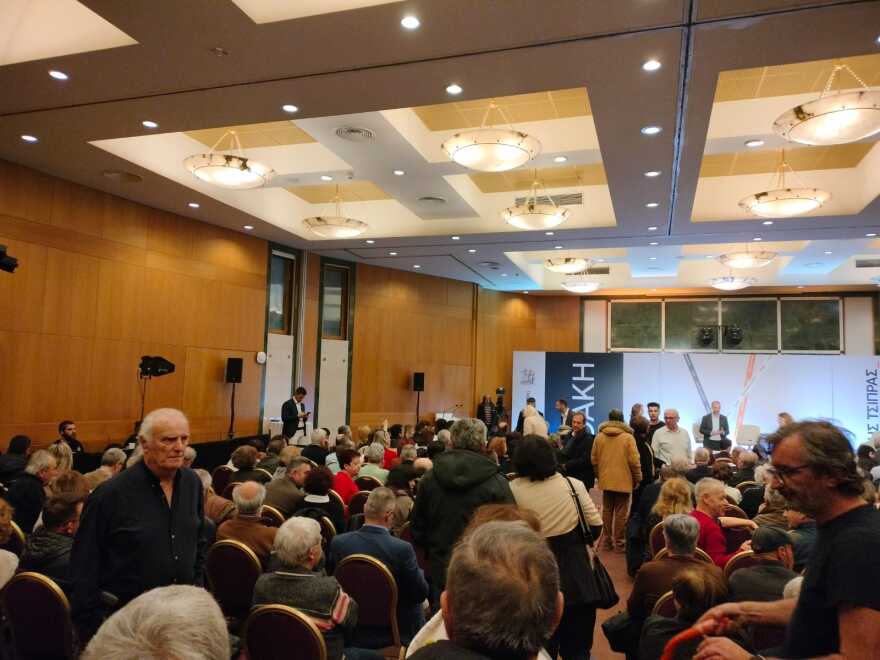 Δείτε live την  παρουσίαση της «Ιθάκης» του Αλέξη Τσίπρα στη Λάρισα 