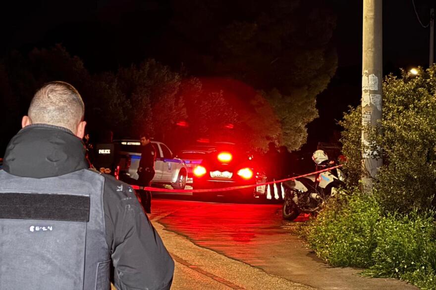 Συνελήφθη ο Χρήστος Μαυρίκης, κρυβόταν σε οικόπεδο δίπλα στο σπίτι του μετά τους πυροβολισμούς