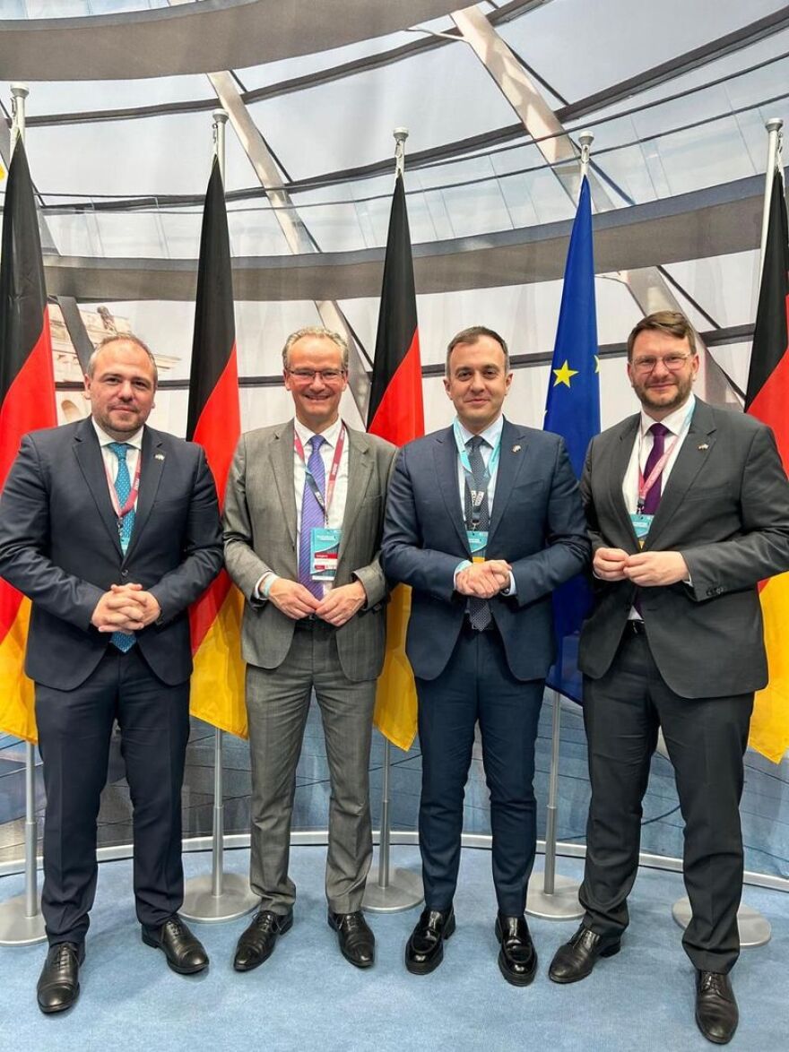 Στο Συνέδριο του CDU στη Στουτγκάρδη Φόρτωμας και Χατζηβασιλείου