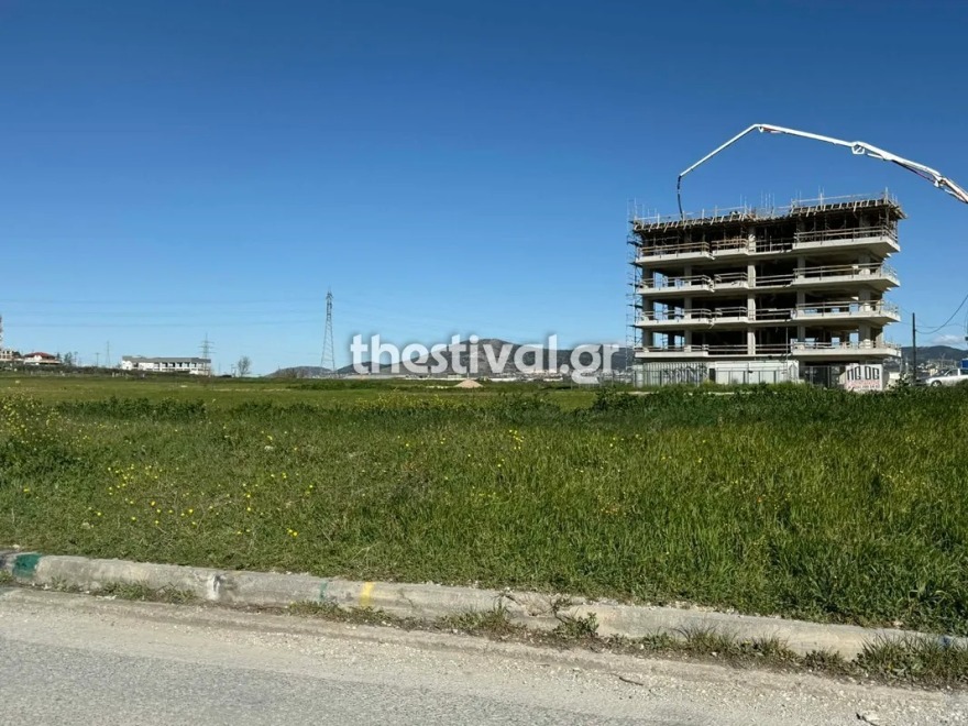 Θεσσαλονίκη: Εντοπίστηκε πολεμικό βλήμα ενώ πετούσαν χαρταετό στον Εύοσμο