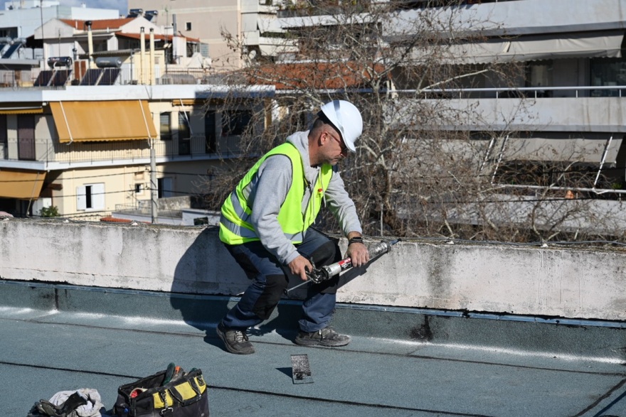 Χαρδαλιάς από Γκράβα: Θωρακίζουμε τα σχολεία απέναντι στην ενεργειακή σπατάλη και την κλιματική κρίση