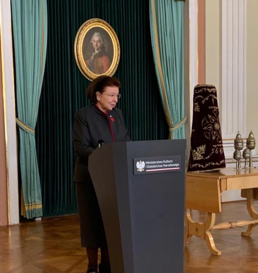 Παραδόθηκαν από την Πολωνία τα 91 κλεμμένα ελληνικά εβραϊκά κειμήλια - Δείτε φωτογραφίες 