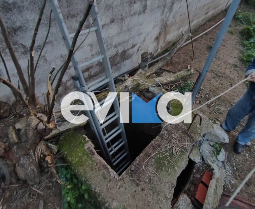 Επιχείρηση διάσωσης προβάτου που έπεσε σε πηγάδι στην Κάρυστο, δείτε φωτογραφίες