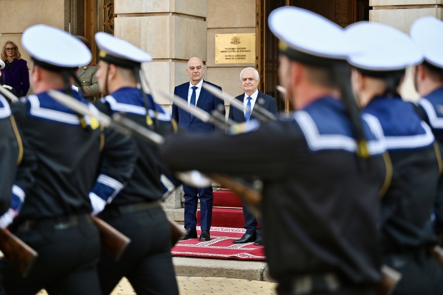 Δένδιας: Δημιουργία αναγνωρισμένου στρατιωτικού διαδρόμου το γρηγορότερο δυνατόν με Βουλγαρία και Ρουμανία 

