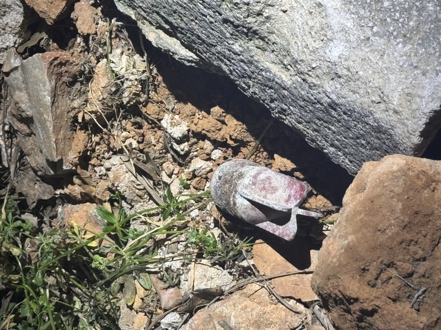 Εξουδετερώθηκε η οβίδα που βρέθηκε στην Πεύκη, «το παιδί μου έπαιζε ποδόσφαιρο με αυτή» λέει πατέρας