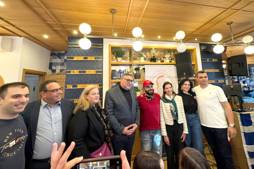 Eurovision 2026: Ο Aκύλας συνάντησε τον Ζέλικο Γιοκσίμοβιτς στο Ραδιομέγαρο της ΕΡΤ
