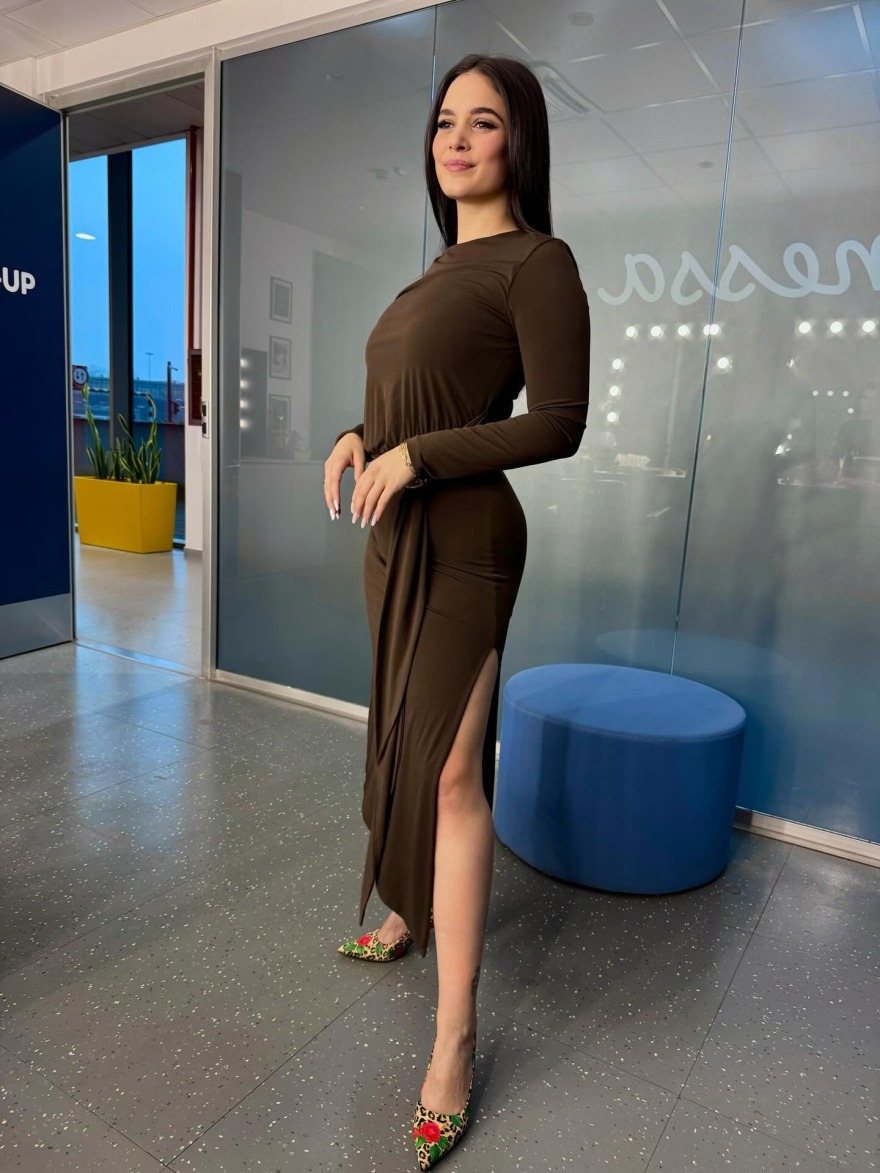 «Δώσε μου το τηλέφωνό σου»: Η ατάκα του Πέσιτς σε νεαρή Ιταλίδα ρεπόρτερ που έγινε viral, δείτε βίντεο