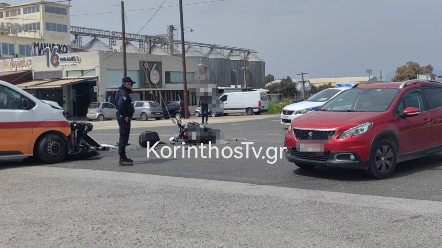 Τροχαίο στην Κορινθία με έναν τραυματία, δείτε φωτογραφίες 
