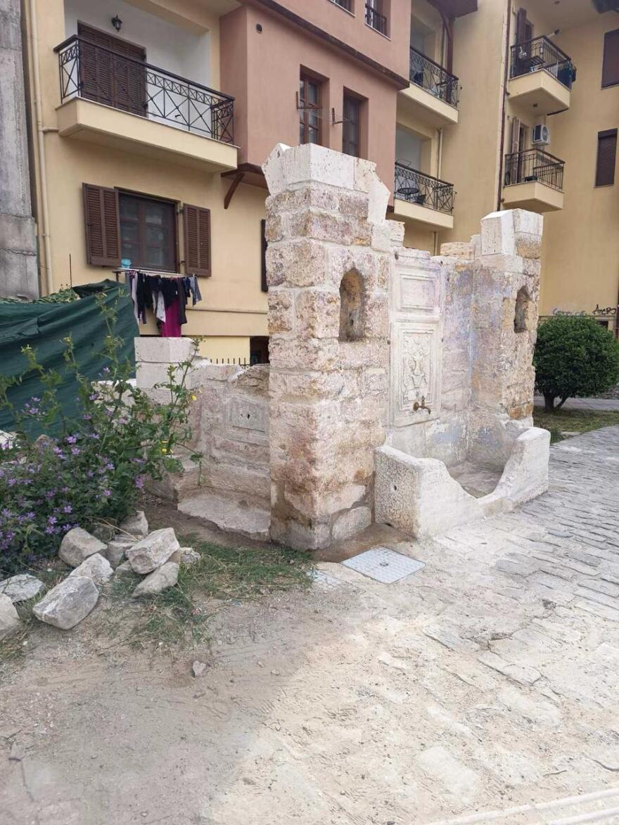 Θεσσαλονίκη: Λειτουργούν ξανά, αποκατεστημένες, οι ιστορικές κρήνες της Άνω Πόλης