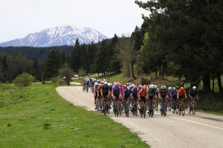 ΔΕΗ Tour of Hellas 2026: Ο Σέρβος Ντούσαν Ράγιοβιτς τη νίκη στο δεύτερο ετάπ του, o Μάτις Άφοντς τη φανέλα του πρωτοπόρου