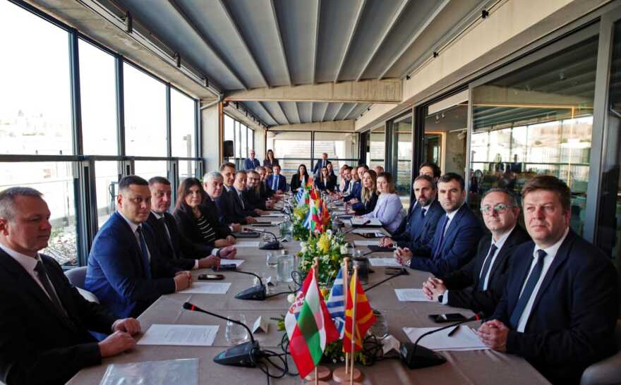 Παπασταύρου: Συνεργασία με Βόρεια Μακεδονία και Σερβία για επέκταση του Κάθετου Διαδρόμου
