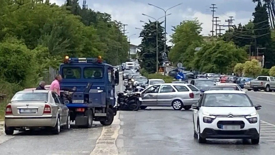 Ιωάννινα: Πληροφορίες από αυτόπτες μάρτυρες αναζητά η Τροχαία για το ατύχημα με τον Μάριο Οικονόμου