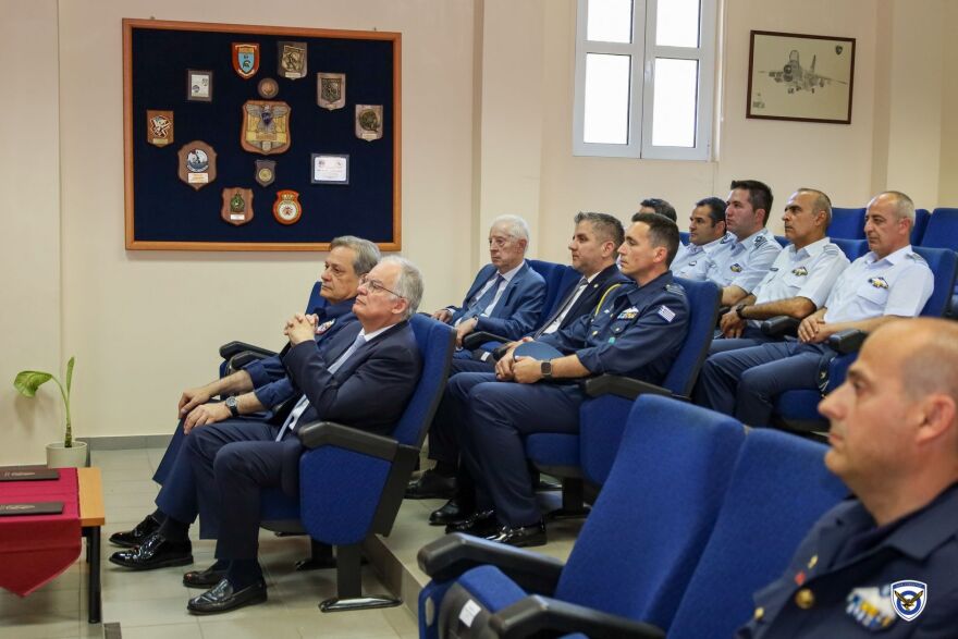 Σούδα: Επίσκεψη του Προέδρου της Δημοκρατίας στην 115 Πτέρυγα Μάχης, δείτε φωτογραφίες