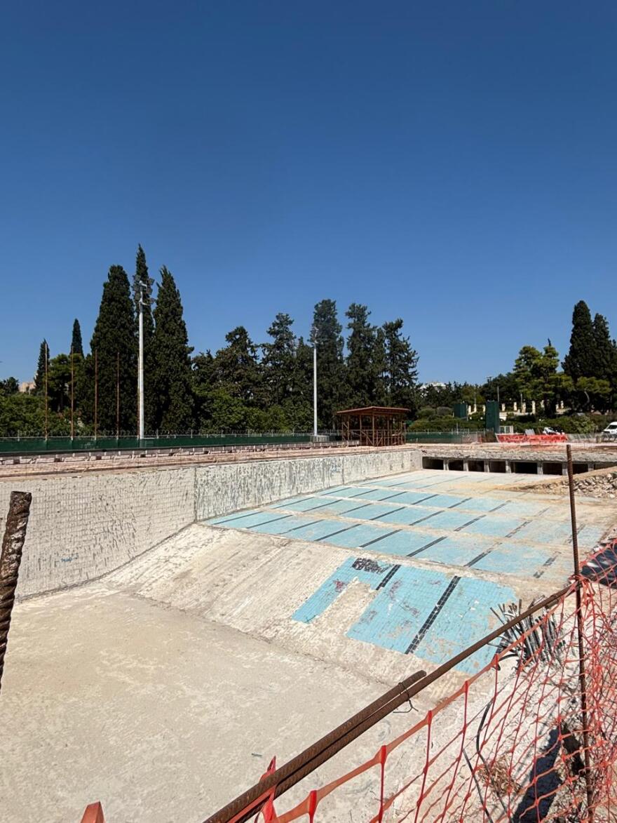 Καλλιμάρμαρο: Συνεχίζονται οι εργασίες καθαρισμού των μαρμάρων, πότε αναμένεται να είναι έτοιμο, δείτε φωτογραφίες
