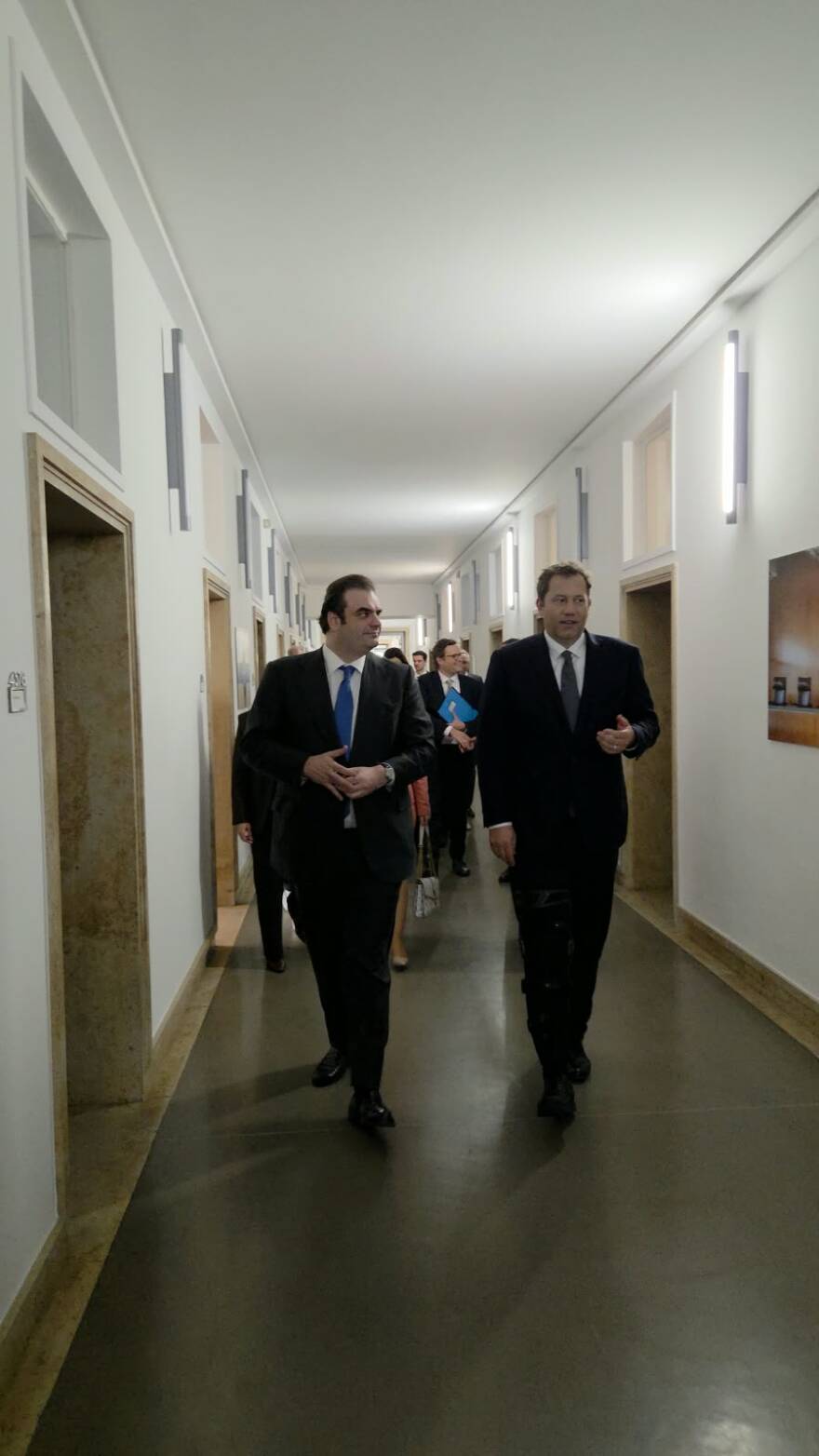Πιερρακάκης μετά τη συνάντηση με τον Μερτς και τον Γερμανό ΥΠΟΙΚ: Οι μεταρρυθμίσεις και τα αποτελέσματα η καλύτερη απάντηση στον λαϊκισμό