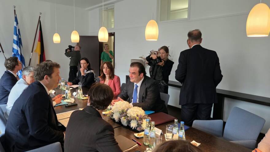 Πιερρακάκης μετά τη συνάντηση με τον Μερτς και τον Γερμανό ΥΠΟΙΚ: Οι μεταρρυθμίσεις και τα αποτελέσματα η καλύτερη απάντηση στον λαϊκισμό