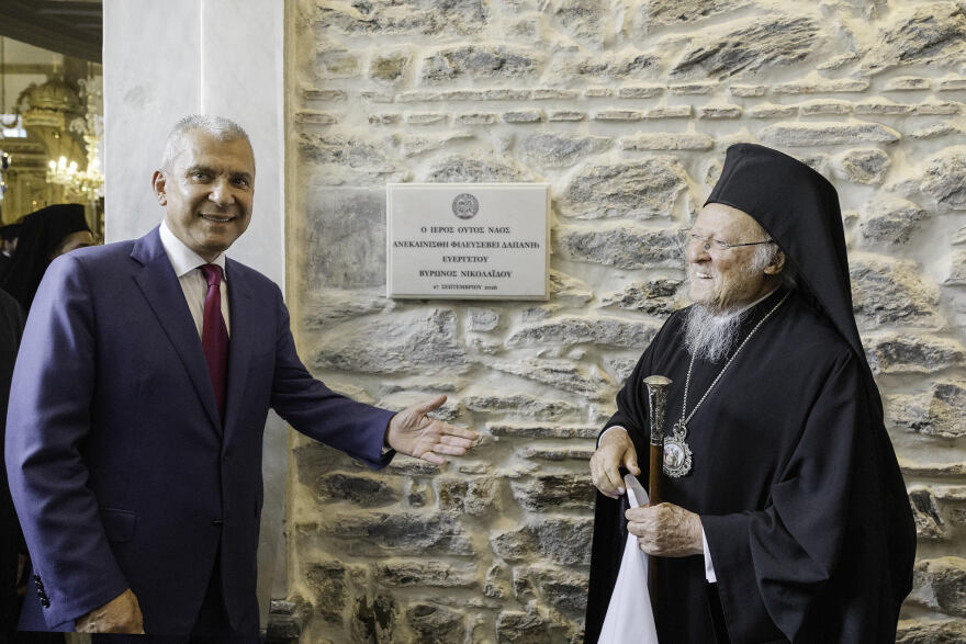 Θυρανοίξια από τον Οικουμενικό Πατριάρχη στον ανακαινισμένο Άγιο Χαράλαμπο του Βεβεκίου στην Κωνσταντινούπολη