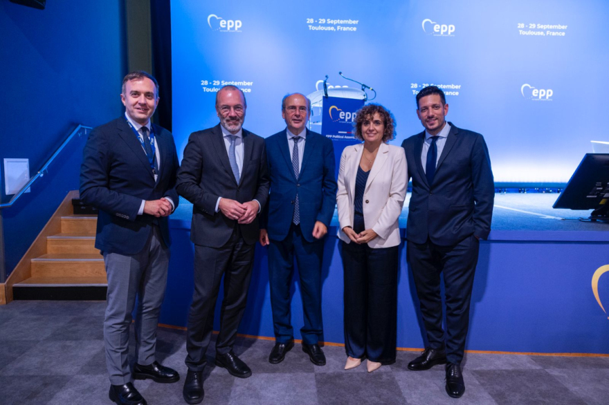 Στην Τουλούζη αντιπροσωπεία της ΝΔ για την ευρωπαϊκή ανταγωνιστικότητα και το μεταναστευτικό