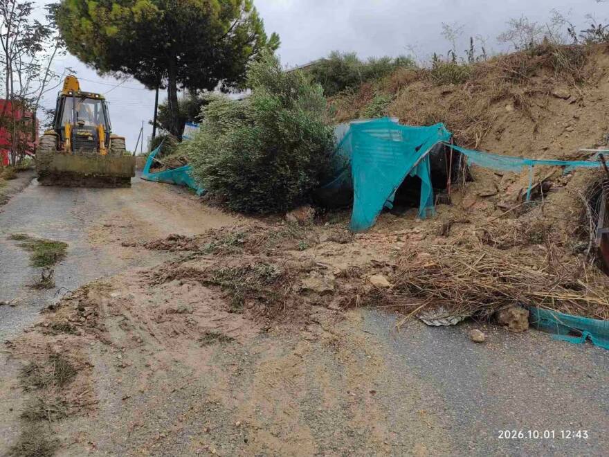 Η κακοκαιρία χτύπησε την Κρήτη: Ένας νεκρός, ποτάμια λάσπης οι δρόμοι και μεγάλες καταστροφές - Δείτε βίντεο και φωτογραφίες