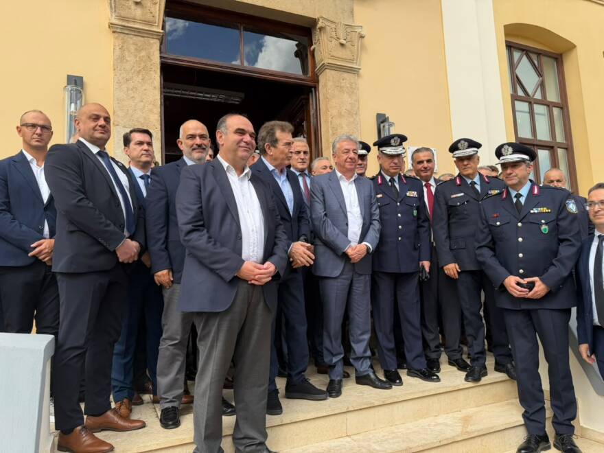 To FBI της Κρήτης εγκαινίασε ο Χρυσοχοΐδης: «Να είστε χρήσιμοι στους πολίτες» είπε στους αστυνομικούς