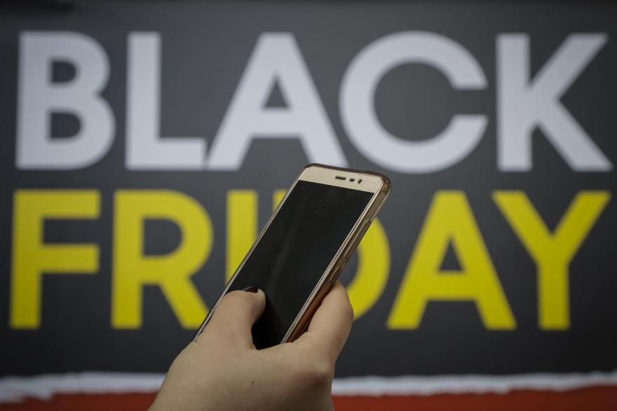 Black Friday 2024: Πότε είναι φέτος - Οι Κυριακές με ανοιχτά καταστήματα, ξεκίνησαν οι προσφορές