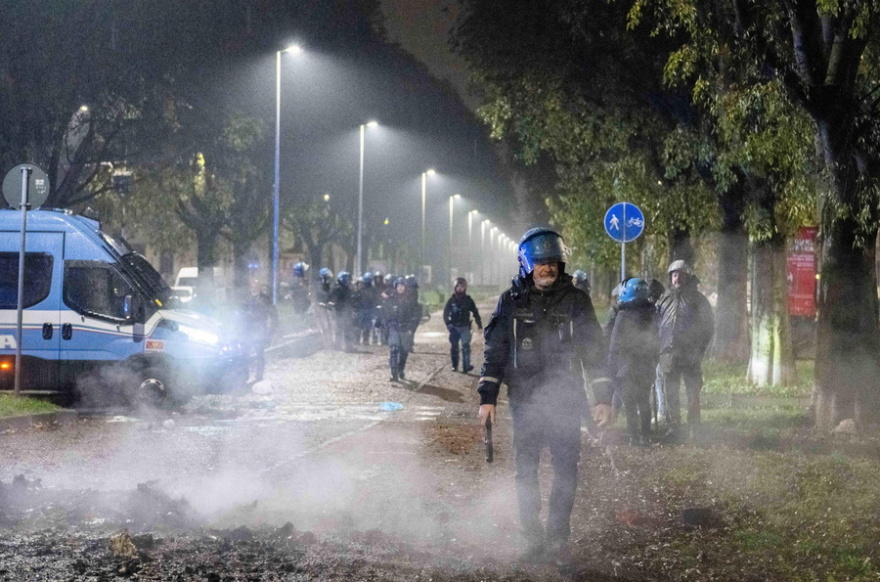 Επεισόδια στο Μιλάνο μετά τον θάνατο 19χρονου μετανάστη σε αστυνομική καταδίωξη