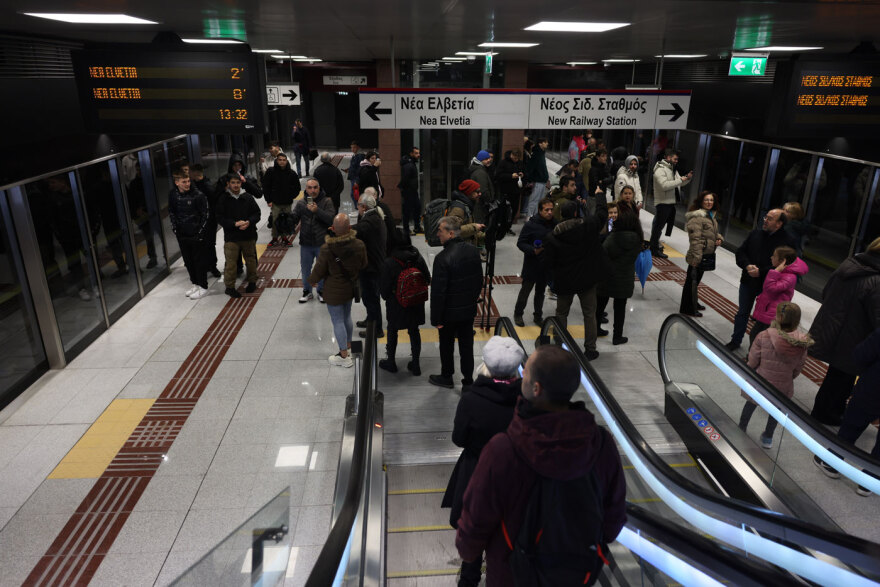 Μετρό Θεσσαλονίκης: Ανοιχτό μέχρι τις 02:00 τα ξημερώματα, λόγω κοσμοσυρροής