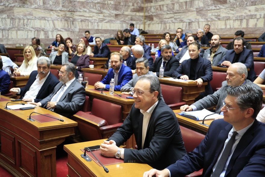 Η πρώτη  συνεδρίαση της ΚΟ του ΣΥΡΙΖΑ με τον Σωκράτη Φάμελλο - To νέο προεδρείο Δείτε βίντεο