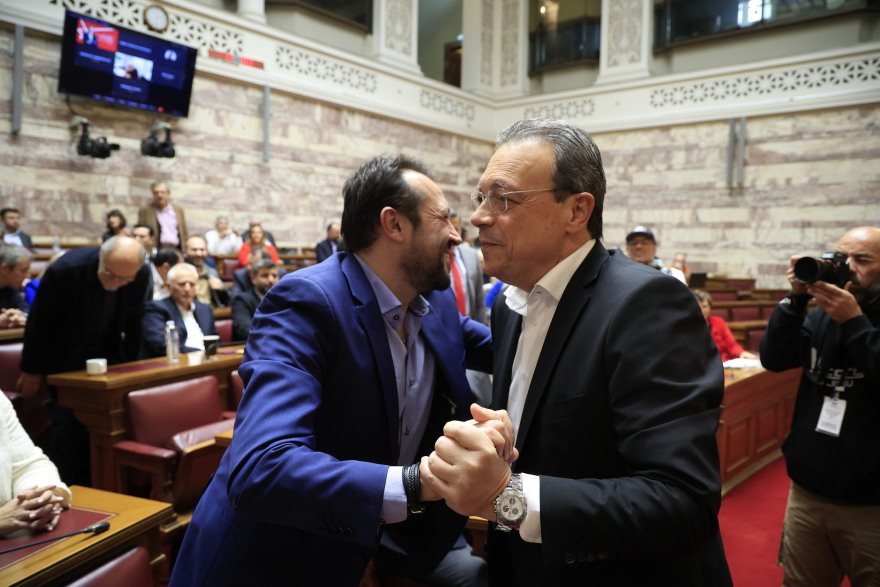 Η πρώτη  συνεδρίαση της ΚΟ του ΣΥΡΙΖΑ με τον Σωκράτη Φάμελλο - To νέο προεδρείο Δείτε βίντεο