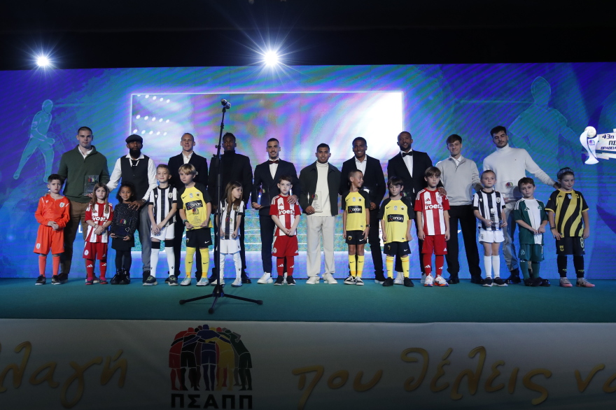 Βραβεία ΠΣΑΠΠ: Ο αδερφός του Τζορτζ Μπάλντοκ και η μητέρα της Βασιλικής Κόμνου συγκίνησαν με τα λόγια τους