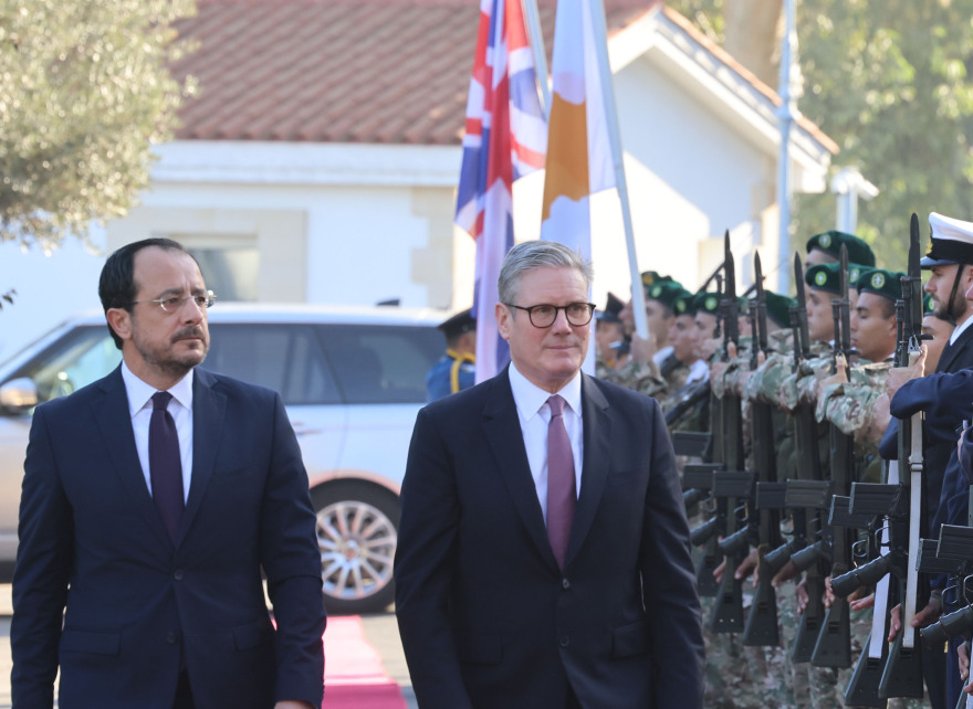 Κύπρος: Συνάντηση Χριστοδουλίδη - Στάρμερ στη Λευκωσία - Επίσκεψη Βρετανού πρωθυπουργού μετά από 53 χρόνια